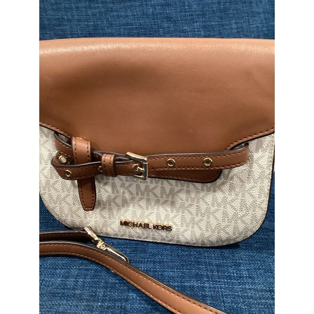 Michael Kors Crossbody Bag